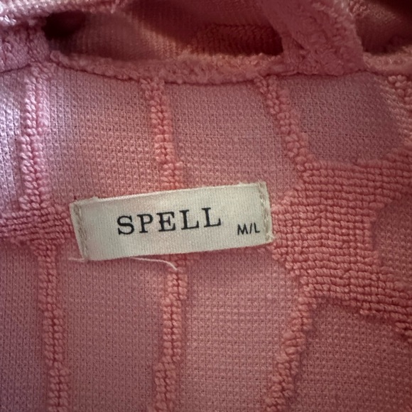 Spell Seashell Terry Cloth Robe 🐚 🌊

New without tags. - Picture 3 of 5